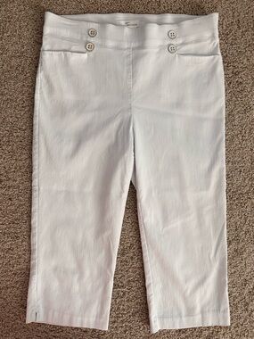 89th & Madison White Button-Detail Crop Pants
